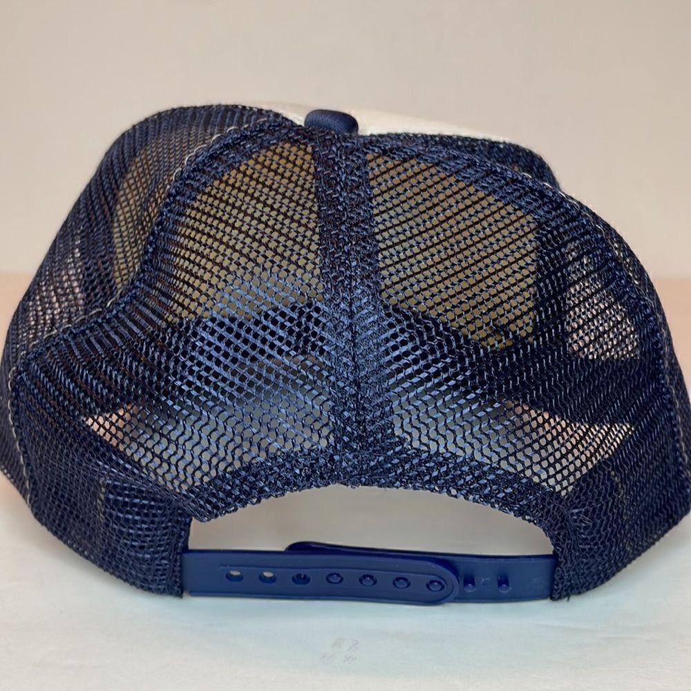 BUBU Fear Less Trucker Hat - Picture 3 of 6
